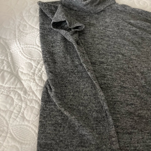 Sweater poncho - Picture 3 of 4